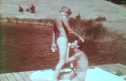 Sexo oral a la orilla del lago